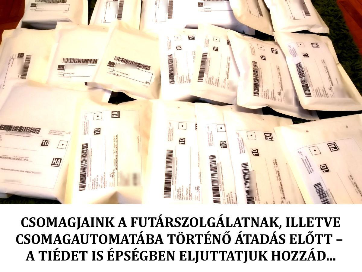 Csomagok postára adás előtt a tanarbolt.hu webáruházban - Packages before shipping at tanarbolt.hu teachers' webshop