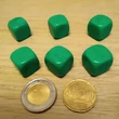 Üres dobókocka - díszíthető, felmatricázható, újraírható, lemosható - 16 mm-es, műanyag, kerek csúcsú, zöld (1 db)