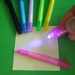UV-tintás filctoll lámpával - „láthatatlan” titkosíráshoz, feladatötlet-adó videóval! - pink