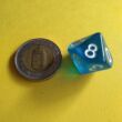 Méret: 22 mm - Tízoldalú kocka játékos feladatokhoz - csapatépítéshez 0-9-ig számozva - áttetsző kék