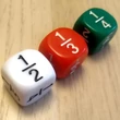 Dobókocka törtekkel (½;⅓;¼;⅕;⅙;⅛) lapjain – számolás és matek gyakorlása