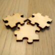 Éleik jól illeszkednek egymáshoz – Kirakós készítéséhez ideális – Wooden puzzle pieces
