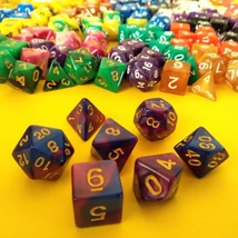 Kockakészlet lapszámozva, 7 db-os, kétszínű, árvácskalila-zafírkék - sok egyéb színben!