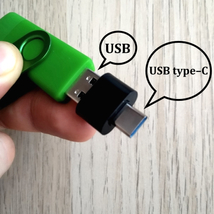 Pendrive telefonba – Átalakító USB to type–C adapter black – Plug pendrive or keyboard into smart device – fekete