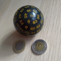 Fekete százoldalú dobókoca sárga számokkal – Sorsoláshoz és tanórai játékos feladatokhoz – Black 100-faced dice for teaching w yellow numbers