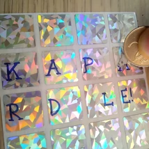 Kaparós sorsjegy készítése – Scratch off sticker labels – Lekaparható matrica – 20 mm csillámló ezüst négyzet