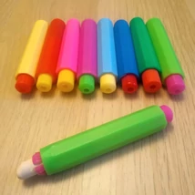 Krétatartó - krétafogó pedagógusoknak óvodába vagy rajz tanításához - Chalk holder - woodcraft marker - zöld-ciklámen