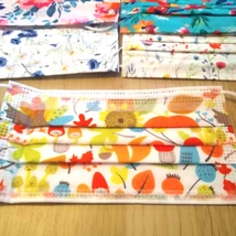 Erdei állatos mintájú eldobható orvosi szájmaszk – Vidám színes háromrétegű maszkok orrcsíptetővel - Friendly animal pattern colorful mask