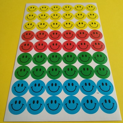 Matricakészlet - mosolygós arcok / smiley-k, 15 mm, vegyes színek, 54 db/ív