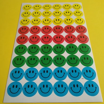 Matricakészlet - mosolygós arcok / smiley-k, 15 mm, vegyes színek, 54 db/ív