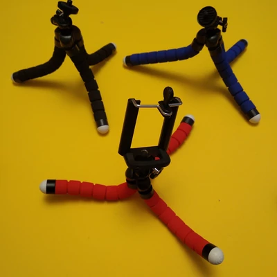 Telefontartó tripod miniállvány „polip" hajlítható lábakkal, tartókerettel - kék (több színben, bleutooth elsütő is kapható hozzá)