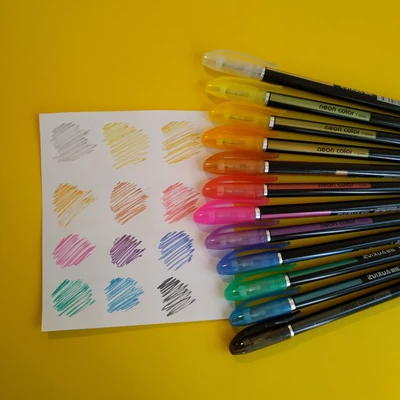 Csillámló tintás tollkészlet a szöveg egyes rétegeinek vagy a különböző csoportok munkájának jelölésére, 12 db-os