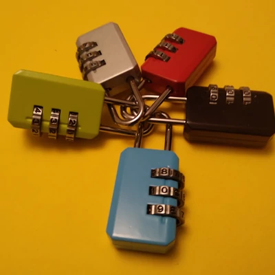 Számzáras háromszámjegyű lakat állítható nyitókóddal – Szabadulószoba és rejtvények készítéséhez – Börőnd és csomag lezárázáshoz utazás során